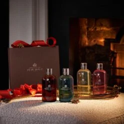 Molton Brown Woody & Aromatic Body Care Gift Set 7 Molton Brown Woody & Aromatic Body Care Gift Set -Molton Brown MBC23014 uk Woody Aromatic Body Care Collection For him image 05