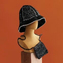 Molton Brown Re-charge Black Pepper Eau De Parfum 100ml -Molton Brown NMR21037 uk Re charge Black Pepper Eau de Parfum 100ml image 03