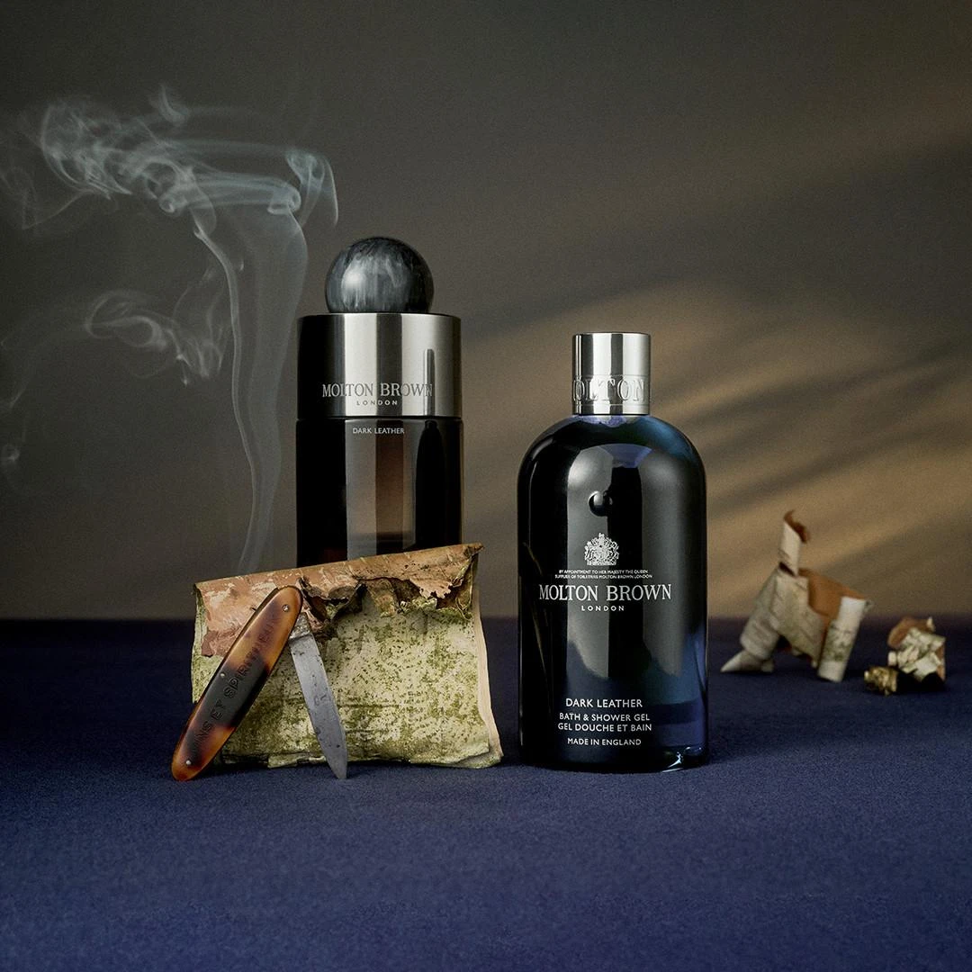 Molton Brown Dark Leather Eau De Parfum 100ml 2 Molton Brown Dark Leather Eau De Parfum 100ml – Image 2