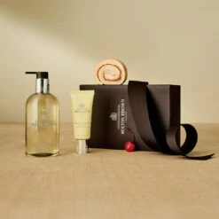 Molton Brown Orange & Bergamot Hand Cream 40ml -Molton Brown NYD22050 uk Orange Bergamot Hand Cream 40ml image 04