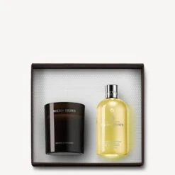 Molton Brown Orange & Bergamot Signature Candle & Bathing Gift Set