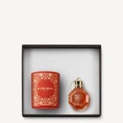 Molton Brown Marvellous Mandarin & Spice Signature Candle & Bathing Gift Set